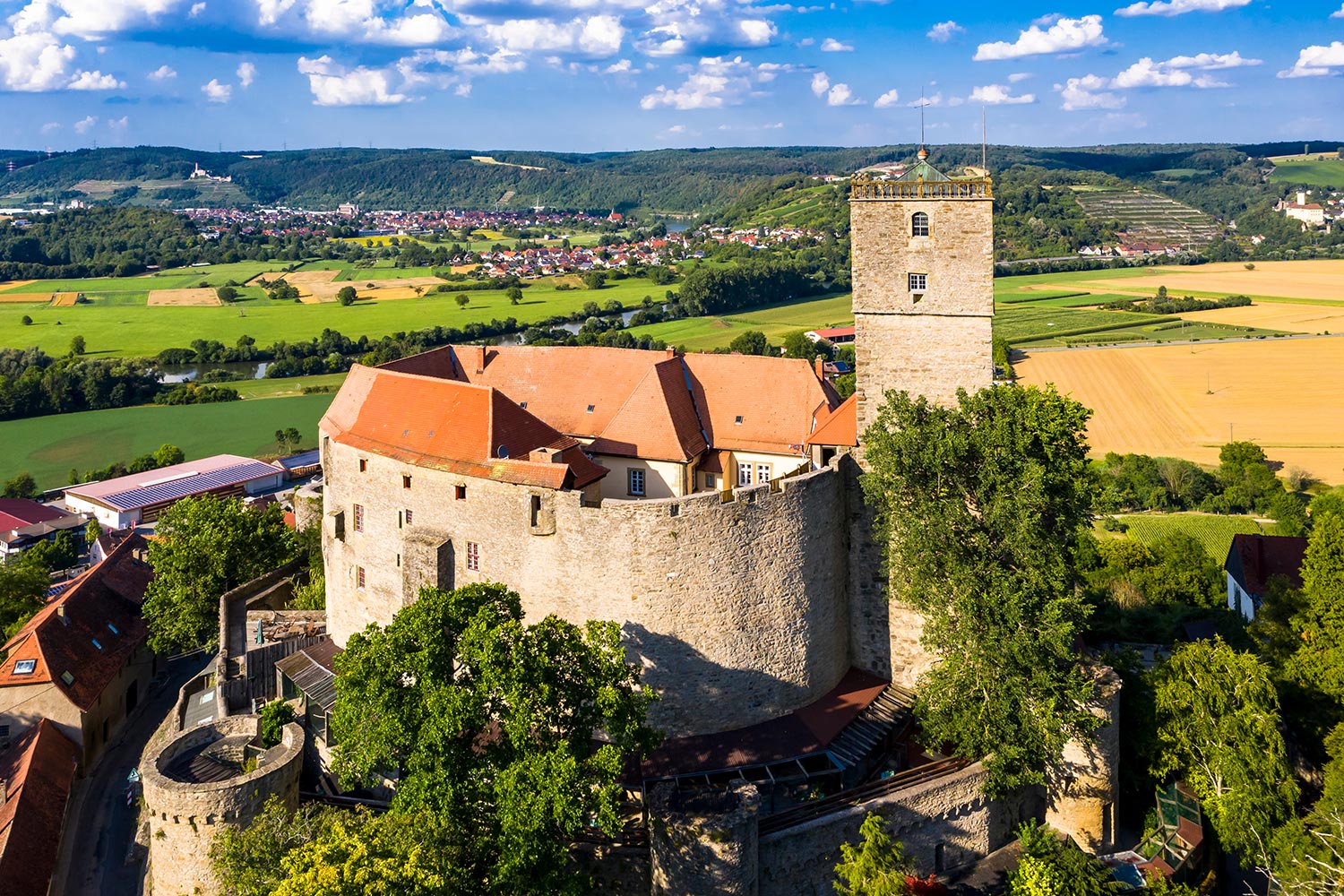 Burg Guttenberg mit Greifwarte