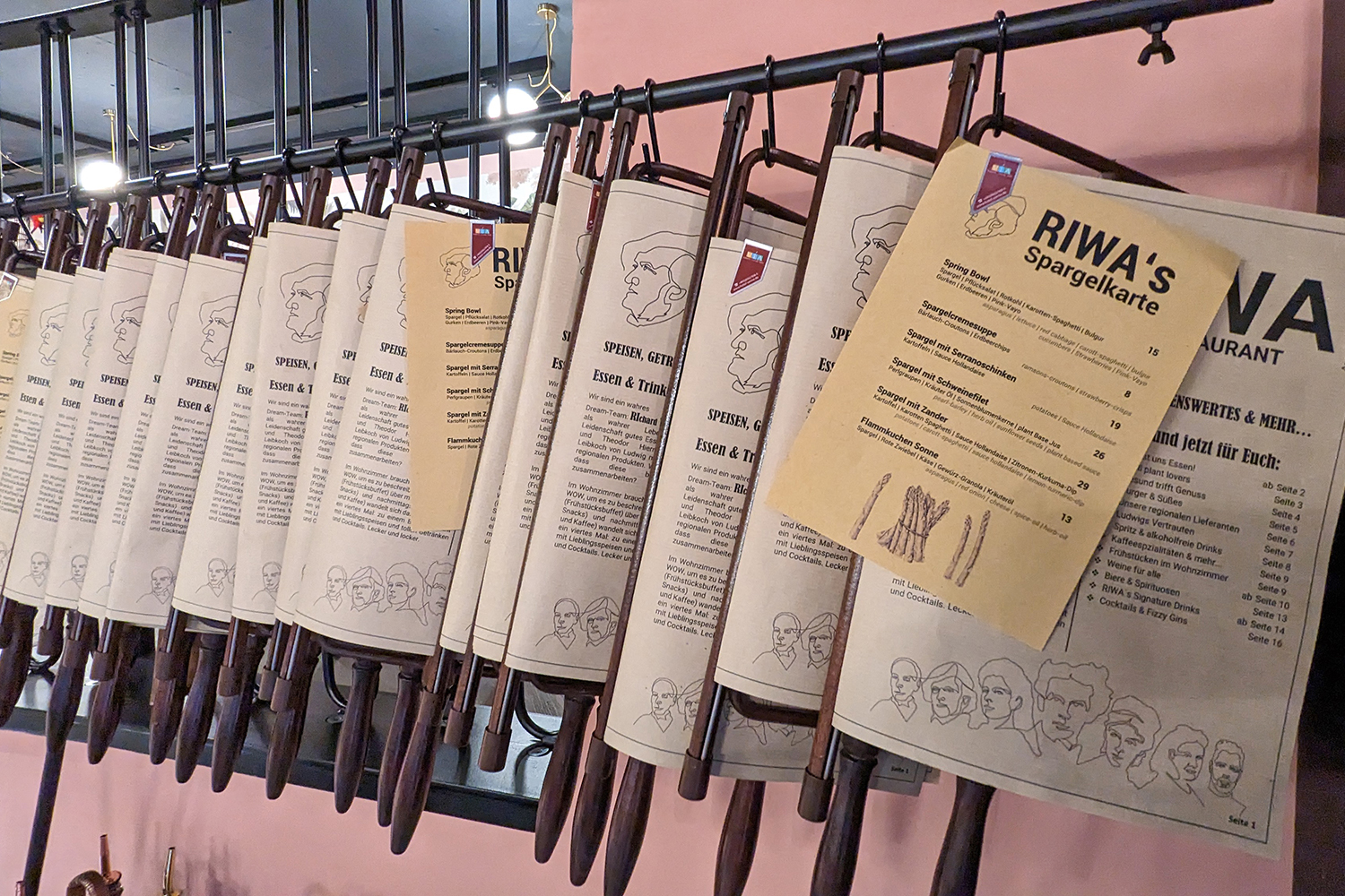 Karten des Restaurant RIWA